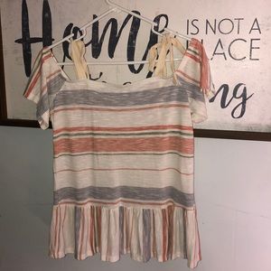 Off the shoulder tie tee